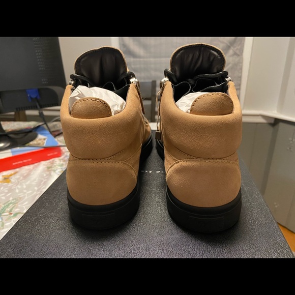 NEW Giuseppe Zanotti Suede Sand Tan Mid Top Sneaker - Picture 4 of 12